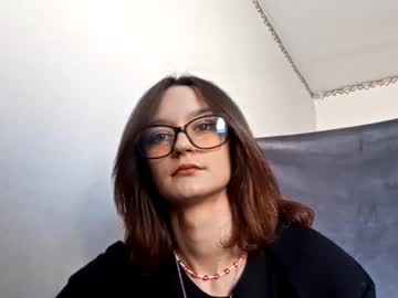 See Sachikowahlund online Now @ wank.ch