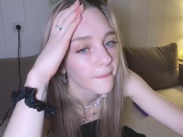 See Sailormoon666_ online Now @ wank.ch