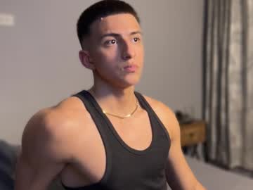 See Salvatore_romanoo online Now @ wank.ch