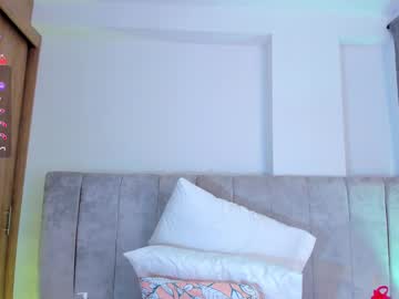 See Samanthaheinz online Now @ wank.ch