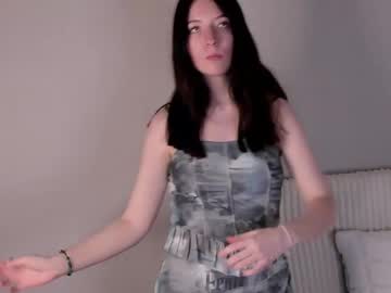 See Sheenaades online Now @ wank.ch