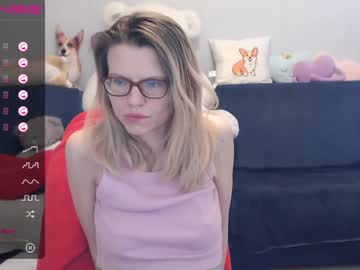 See Shy_moony online Now @ wank.ch