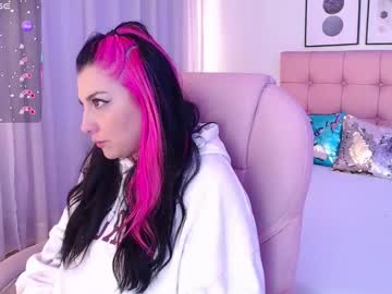 See Skypayton online Now @ wank.ch