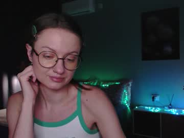 See Sophieleroux online Now @ wank.ch