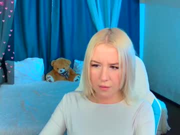 See Springajara online Now @ wank.ch