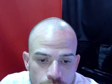 See Stephan_nickolay online Now @ wank.ch
