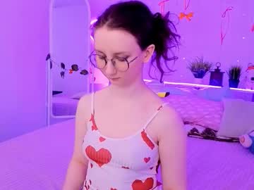 See Sunshine_blaze online Now @ wank.ch