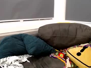 See Suziestardust online Now @ wank.ch