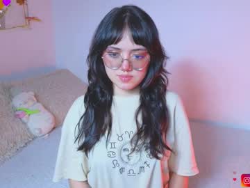 See Suzumi_ online Now @ wank.ch