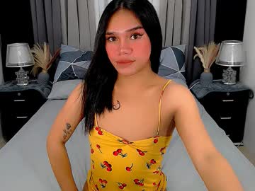 See Sweet_zoey12 online Now @ wank.ch