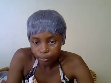 See Sweetrall online Now @ wank.ch