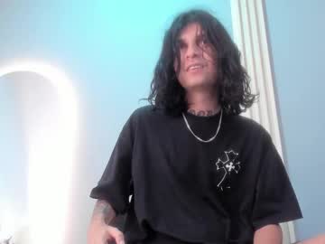 See Tayler_demon online Now @ wank.ch