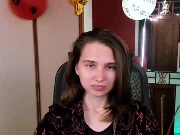 See Tessamill online Now @ wank.ch