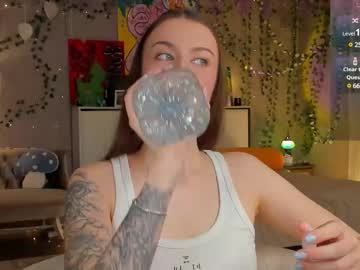 See That_eva online Now @ wank.ch