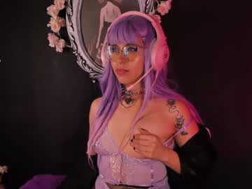 See The_kitty_roxy online Now @ wank.ch