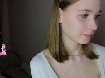 See The_vickky online Now @ wank.ch