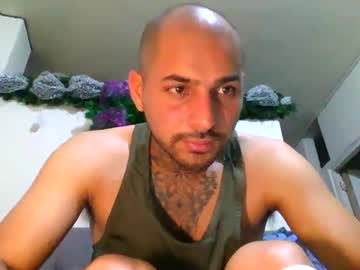 See Thomassmith2023 online Now @ wank.ch