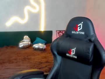 See Tina_xx_tina online Now @ wank.ch