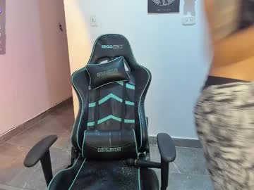 See Tokyo_uwu online Now @ wank.ch