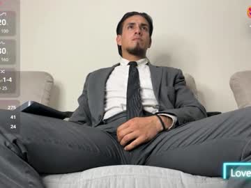 See Tom_blunt96 online Now @ wank.ch