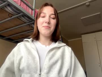 See Tomokosturgeon online Now @ wank.ch