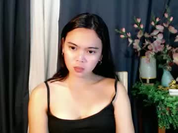 See Urpretty_girl online Now @ wank.ch