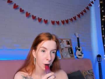 See Vea_fox online Now @ wank.ch