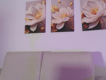 See Viiolet_collins online Now @ wank.ch