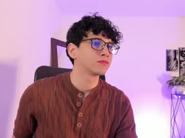 See Viktor_parker online Now @ wank.ch