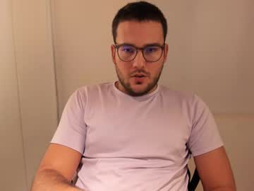 See Vito_ferrero online Now @ wank.ch