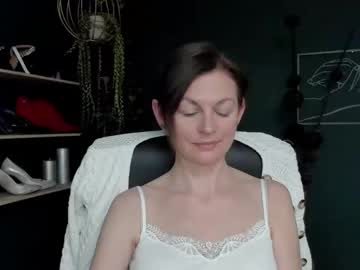 See Vivian_dream online Now @ wank.ch