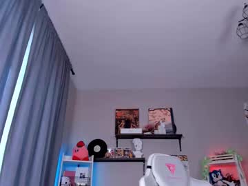 See Vivian_qwerty online Now @ wank.ch