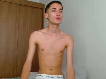 See Wal_jones online Now @ wank.ch