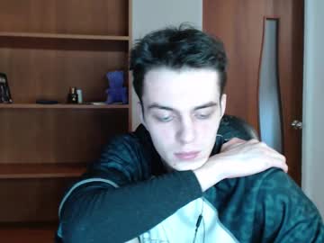 See Xtraqqq online Now @ wank.ch