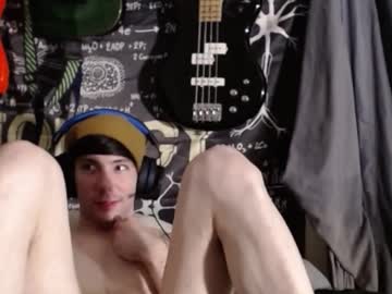 See Xxwhitefoxx online Now @ wank.ch