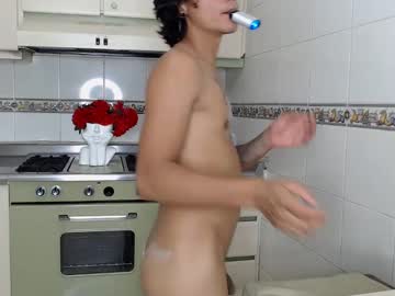See Yamir_hard online Now @ wank.ch