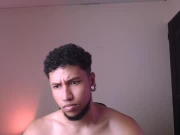 See Yerfon_s1 online Now @ wank.ch