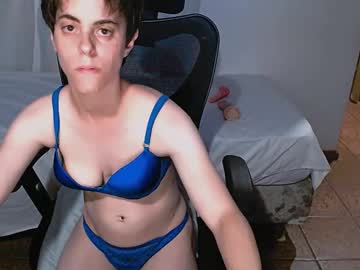 See Yuyito15 online Now @ wank.ch