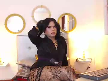 See Zoe_hecate online Now @ wank.ch